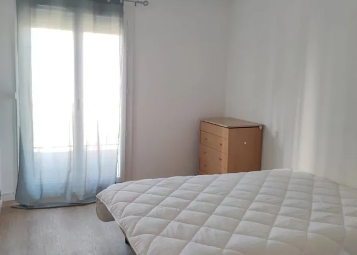 Grand Logement Proche Centre Parking Gratuit
